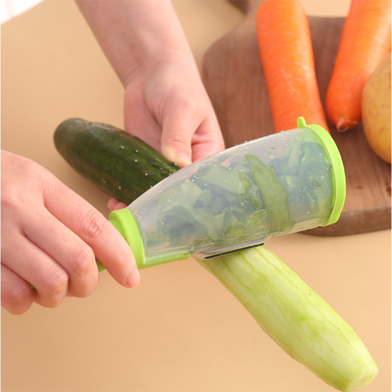 Multifunctional peeling knife